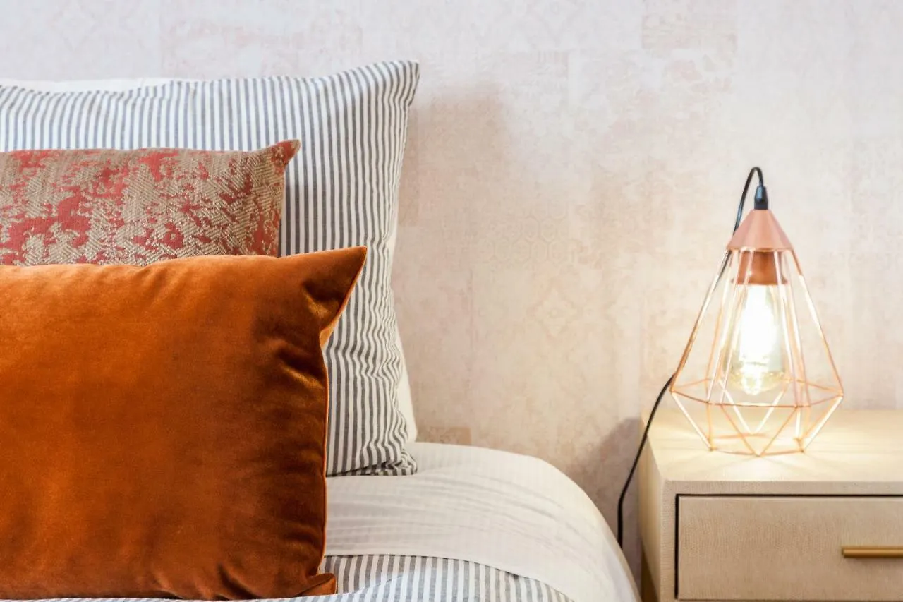 Baixa Most Beautiful And Luminous 3 Bdr Flat Lisbon Apartment