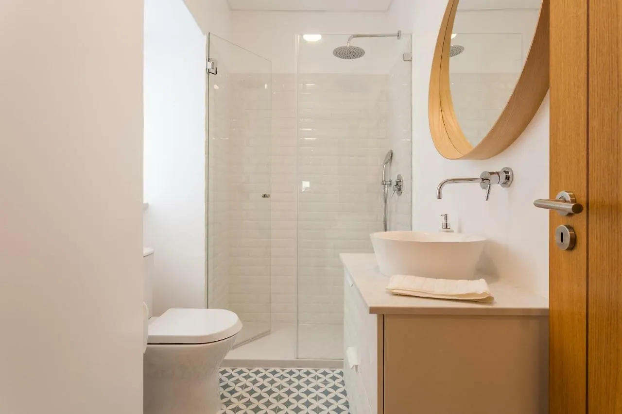 Baixa Most Beautiful And Luminous 3 Bdr Flat Lisbon Apartment