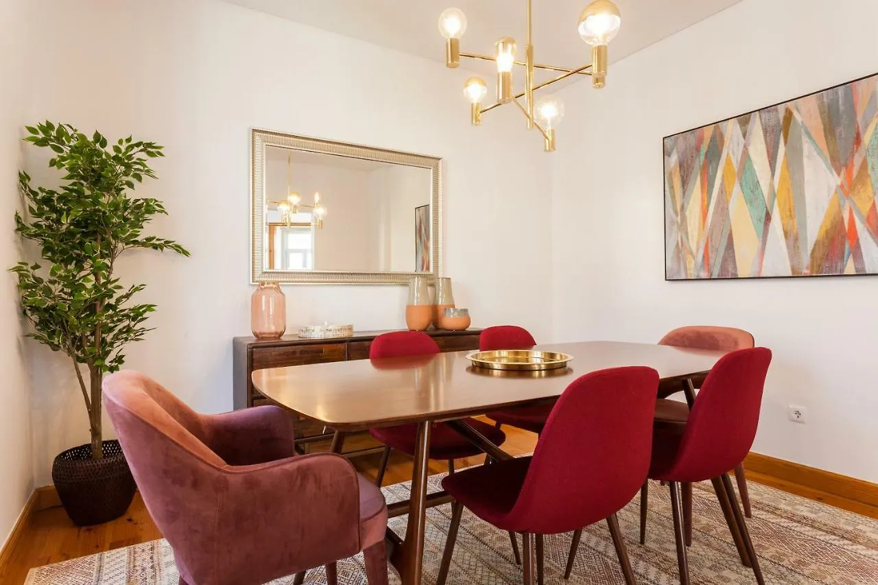 Baixa Most Beautiful And Luminous 3 Bdr Flat Lisbon Apartment