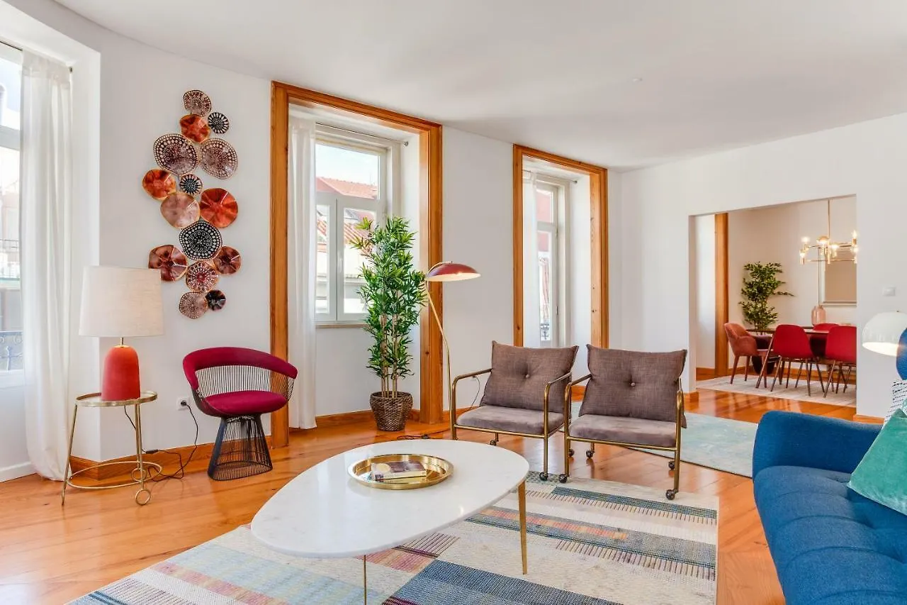 Baixa Most Beautiful And Luminous 3 Bdr Flat Лиссабон
